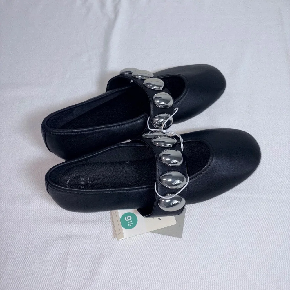 A New Day Mary Jane Flats 9.5 Black New Silver Studded Memory Foam Round Toe